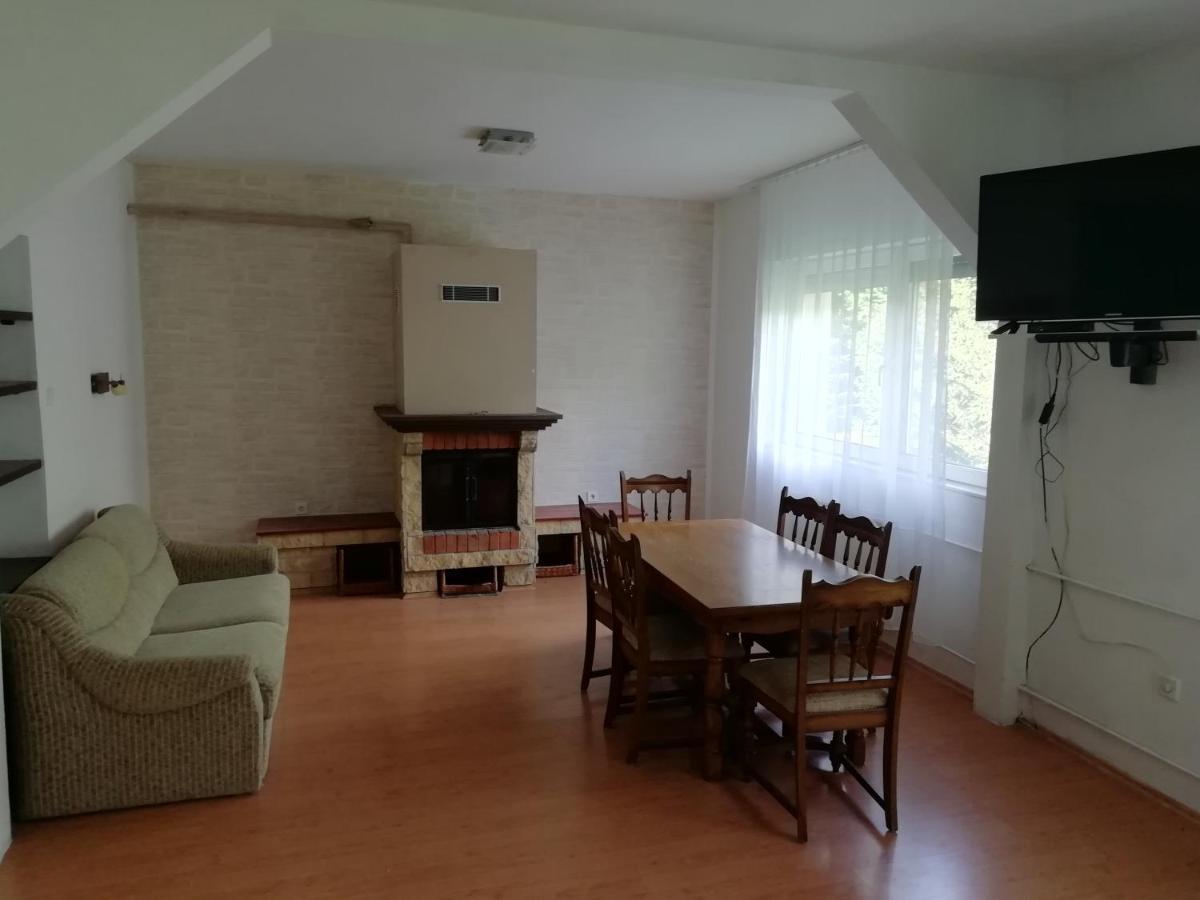 Maci Vendégház Bekescsaba Exterior foto