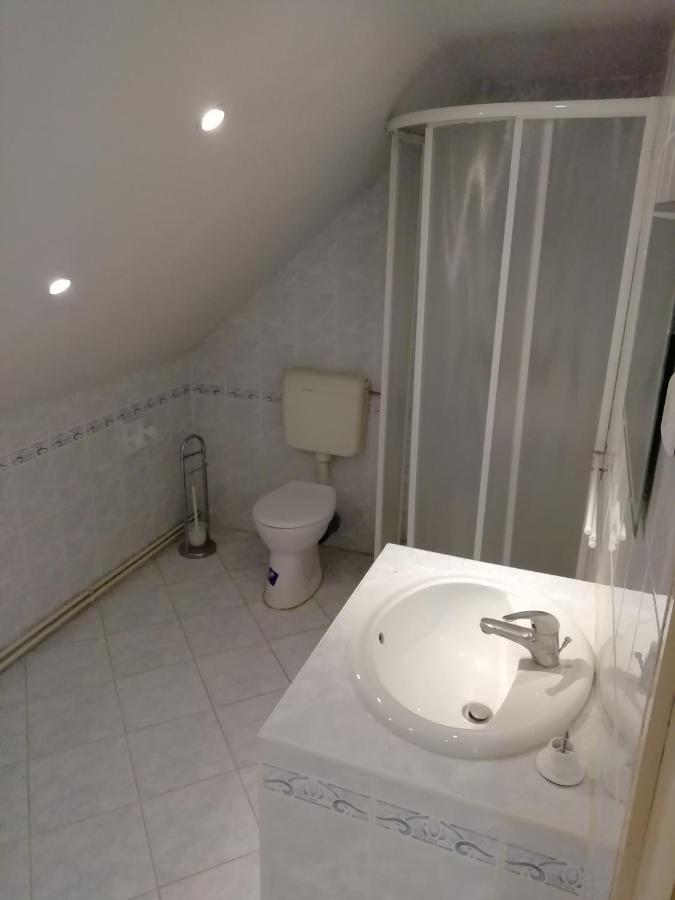 Maci Vendégház Bekescsaba Exterior foto